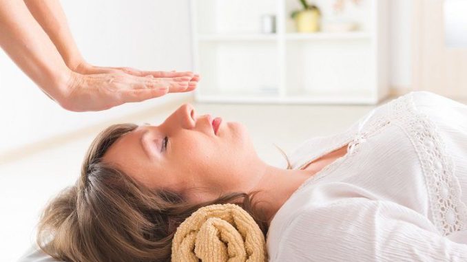 reiki-healing-does-it-really-work_1.jpg
